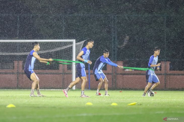 Latihan resmi timnas India U-20 jelang lawan Indonesia