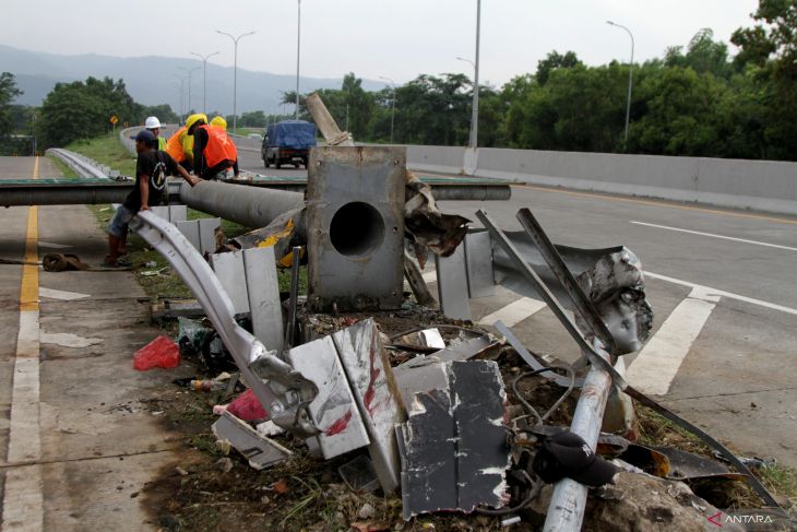 Pasca kecelakaan di tol Purwodadi Pasuruan