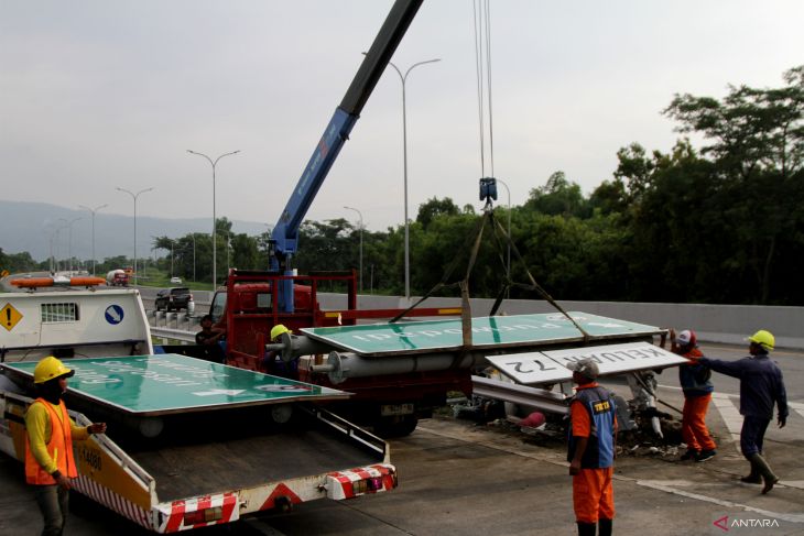 Pasca kecelakaan di tol Purwodadi Pasuruan
