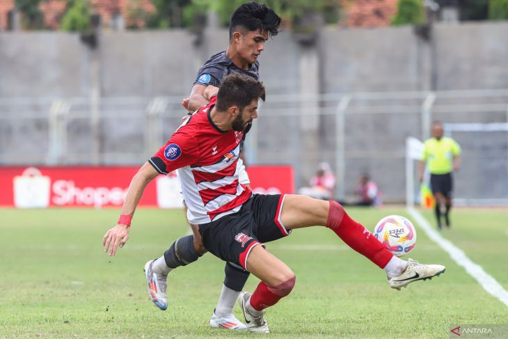 Madura United kalahkan Persis Solo