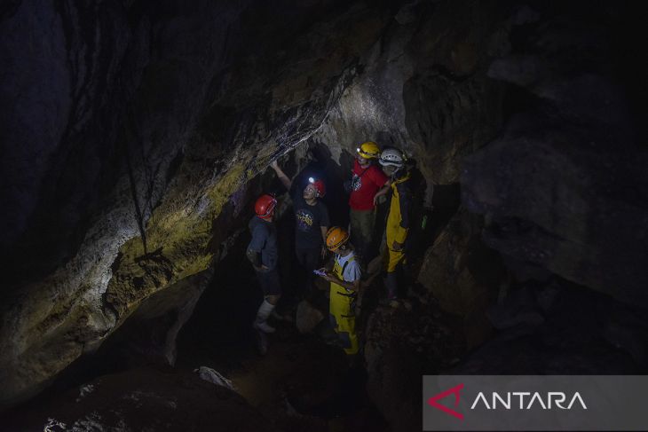 Pemetaan dan pendataan kawasan karst di Tasikmalaya