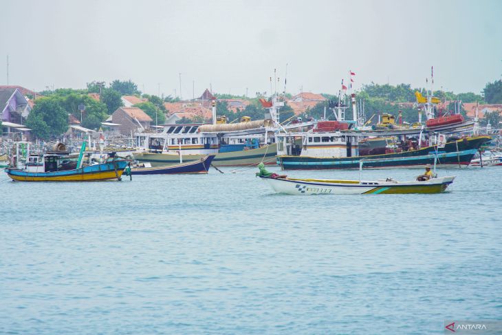 Nelayan Pulau Gili Ketapang tak melaut akibat cuaca buruk