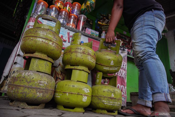 Pedagang LPG di Probolinggo 