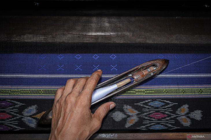 Tenun ikat Parengan khas Lamongan