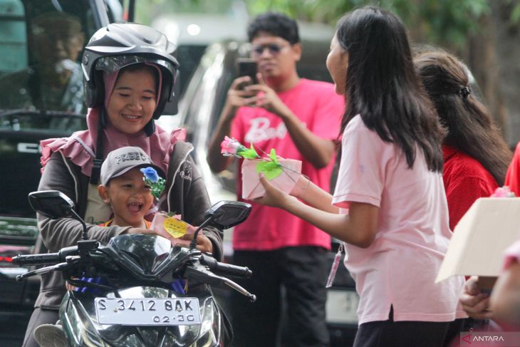 Perayaan hari Valentine di Sidoarjo