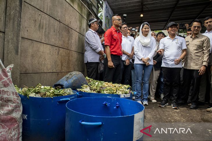 Asta aksi bersih pasar di Kota Cimahi