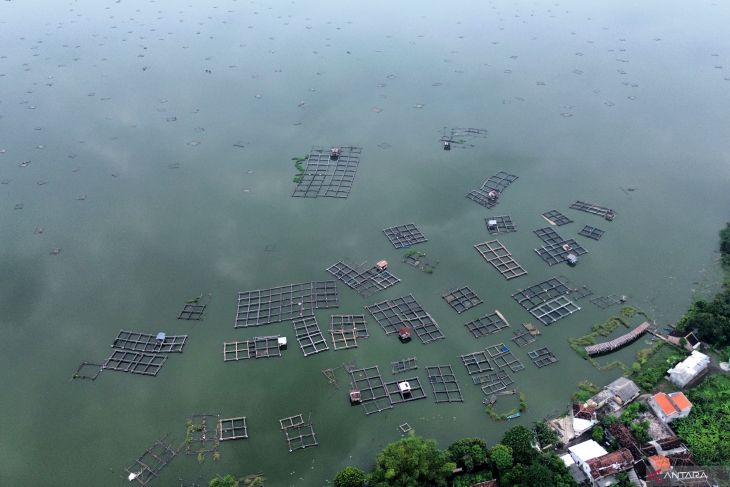 Wisata alam Ranu Grati Pasuruan