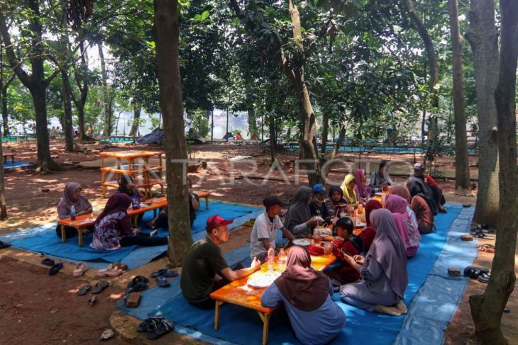 Tradisi Cucurak jelang Ramadhan di Bogor