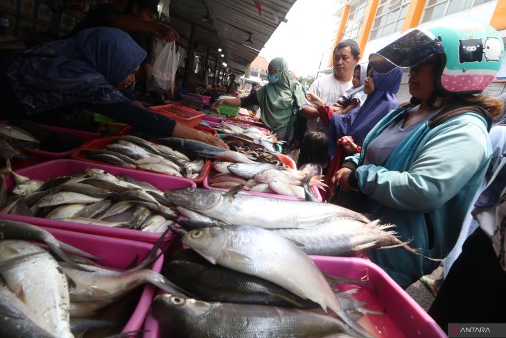 Deflasi Jawa Timur pada Februari 2025