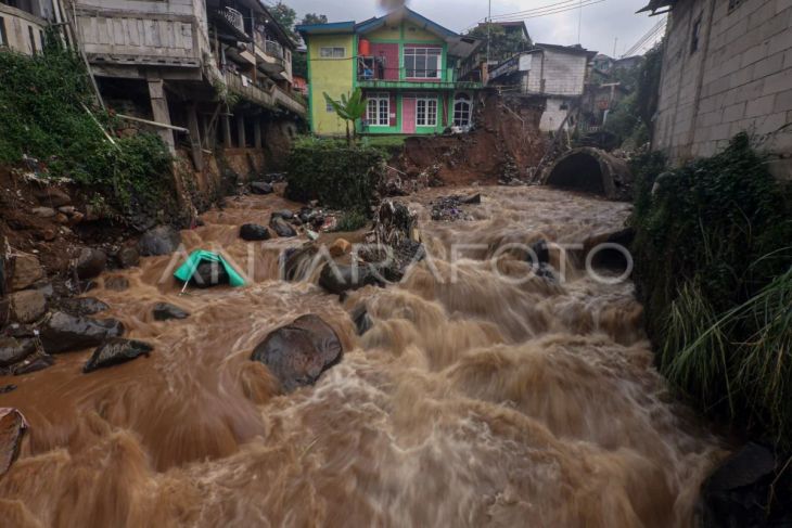 Banjir bandang Puncak Bogor