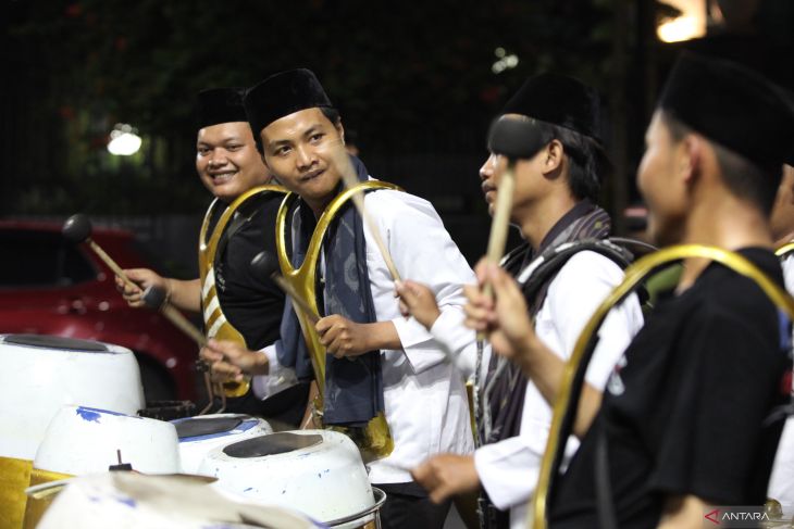 Parade Musik Patrol di Surabaya