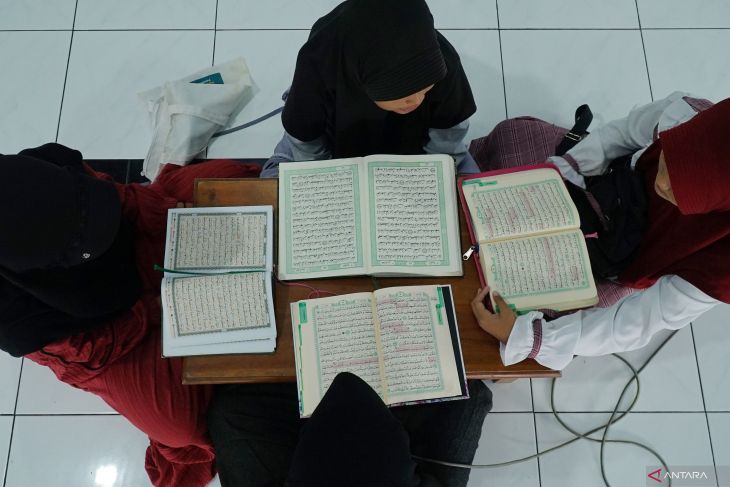 Pembelajaran baca alquran sejak dini