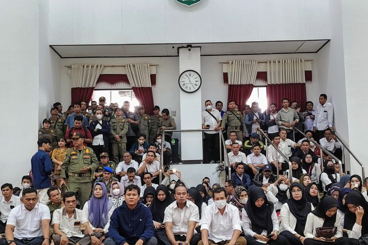 Aksi penolakan penundaan pengangkatan CASN di Pontianak