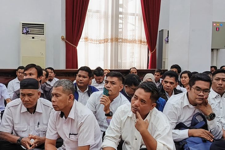 Aksi penolakan penundaan pengangkatan CASN di Pontianak