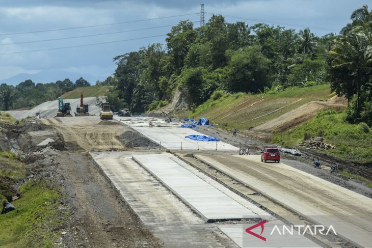 Kelanjutan pembangunan jalan tol Serang-Panimbang