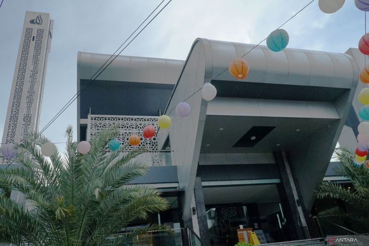 Masjid modern Al Fattah Tulungagung