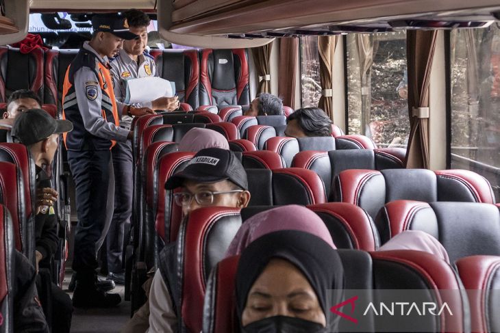 Pemberangkatan mudik gratis Pemkot Cimahi