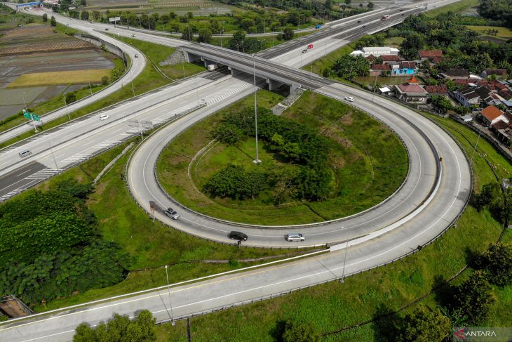 Arus mudik H-1 di Jalan Tol Ngawi-Kertosono