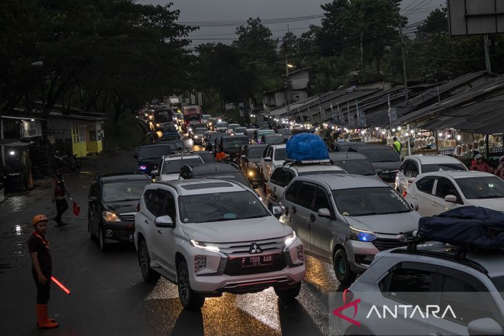 Arus balik H+3 di jalur Nagreg