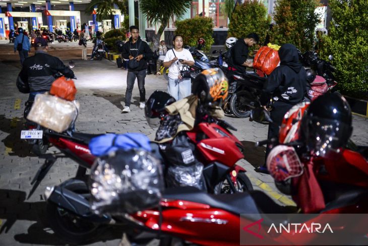 Arus balik pemudik di Pelabuhan Bakauheni-Merak