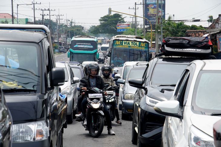 Puncak arus balik arteri Jombang