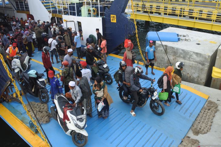 Arus balik Pelabuhan Jangkar Situbondo 