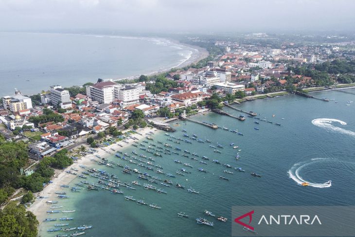 Jumlah kunjungan wisatawan di Jawa Barat