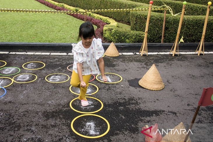 Edukasi permainan tradisional di Bandung