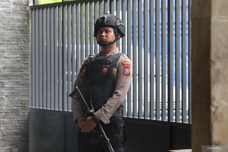 KPK geledah kantor KONI Jawa Timur