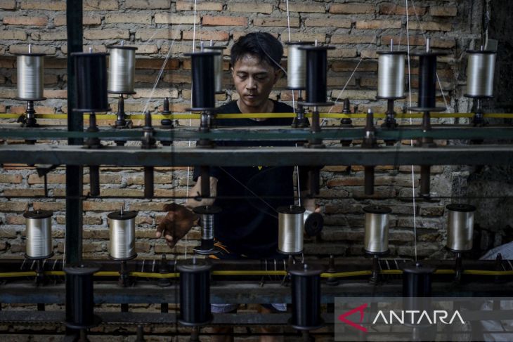 Produksi benang rajut di Tangerang