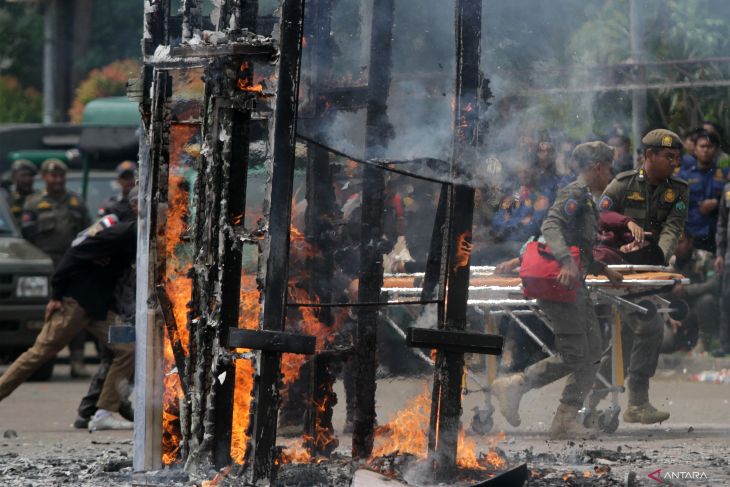 Simulasi penyelamatan dalam kebakaran