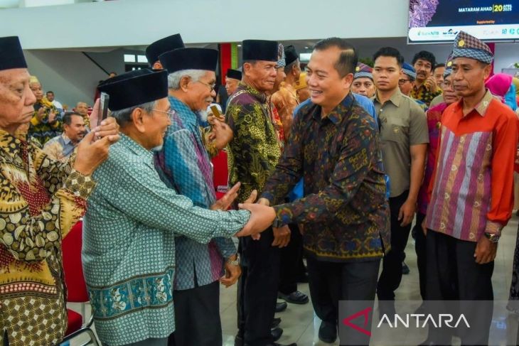 Gubernur NTB Iqbal targetkan RSUD Bima dan Manambai naik status