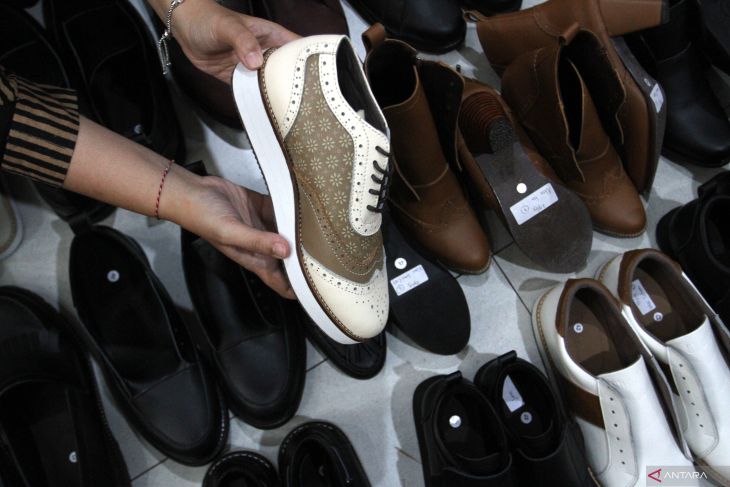 Strategi pelaku UMKM sepatu menghadapi pasar bebas
