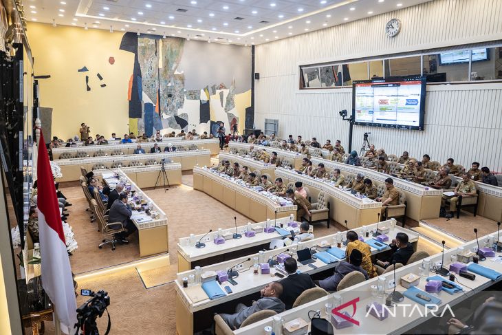 Plt Sekdaprov Kalsel RDP bersama Komisi II DPR RI