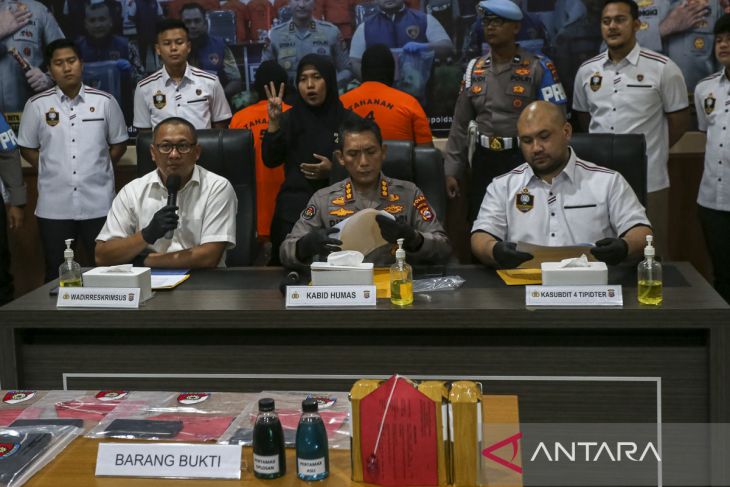 Ungkap kasus pengoplosan BBM Pertamax di Kota Serang