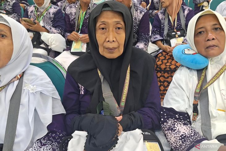 Naik haji berbekal rutin mengisi kotak kayu