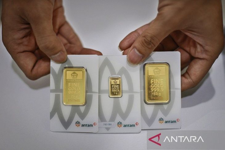 Harga emas Antam kembali anjlok menjadi Rp1,884 juta per gram