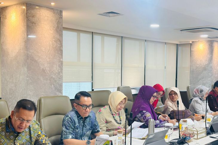 DPRD Sulteng konsultasikan Raperda Ketenagakerjaan di dua kementerian
