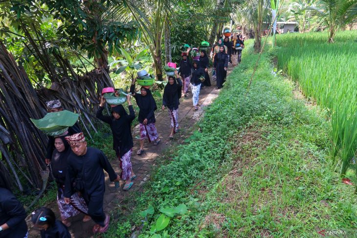 Tradisi Ithuk-ithukan untuk sumber mata air
