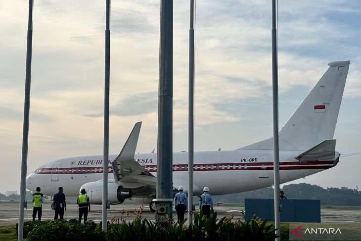 Presiden berangkat ke Brunei, bertemu dengan Sultan Hassanal Bolkiah