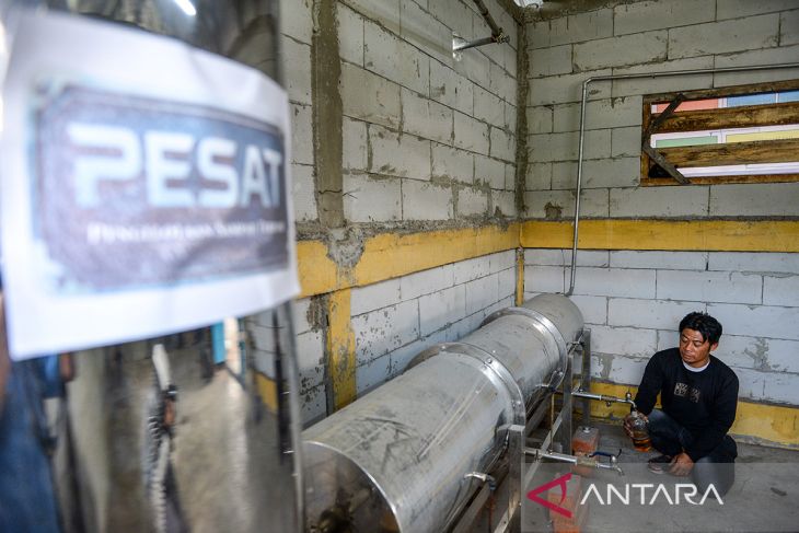 Pengolahan sampah anorganik menjadi bio solar