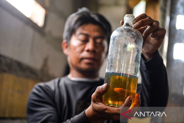 Pengolahan sampah anorganik menjadi bio solar