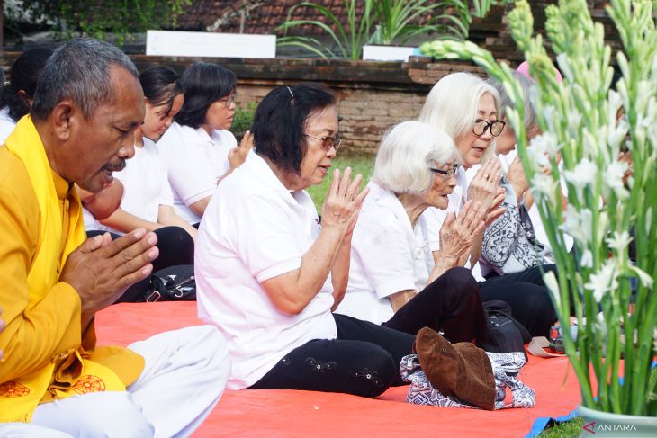 Ritual Atthami Pudja di Candi Sanggrahan Tulungagung