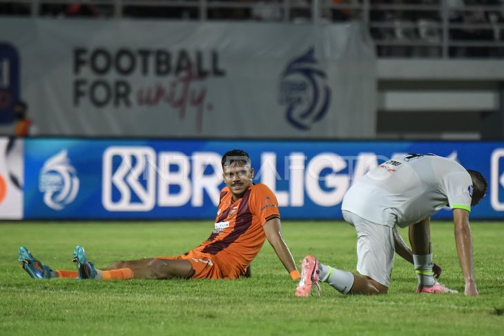 Borneo FC Samarinda lawan Persebaya Surabaya