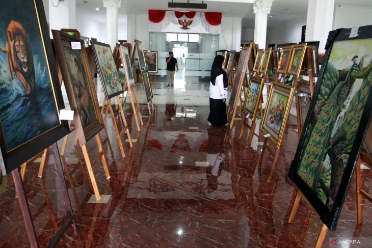 Pameran lukisan Hari Kebangkitan Nasional di Malang