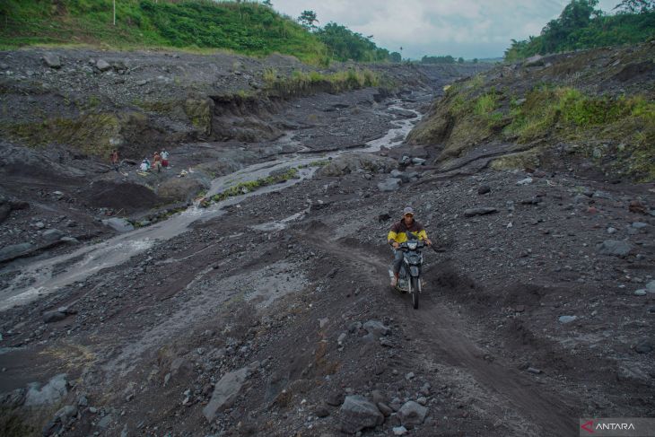 Peringatan dini cuaca ekstrem Jawa Timur