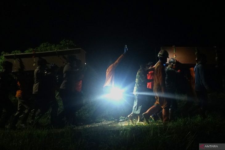 Pemakaman empat korban longsor Trenggalek