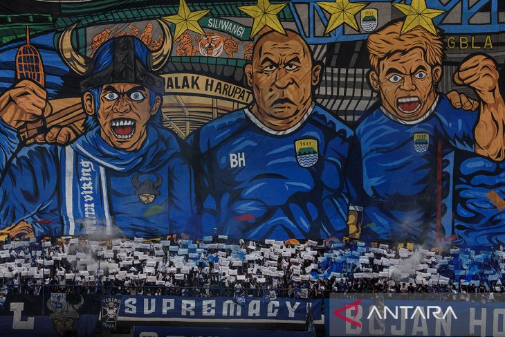 Dukungan penonton ke Persib Bandung