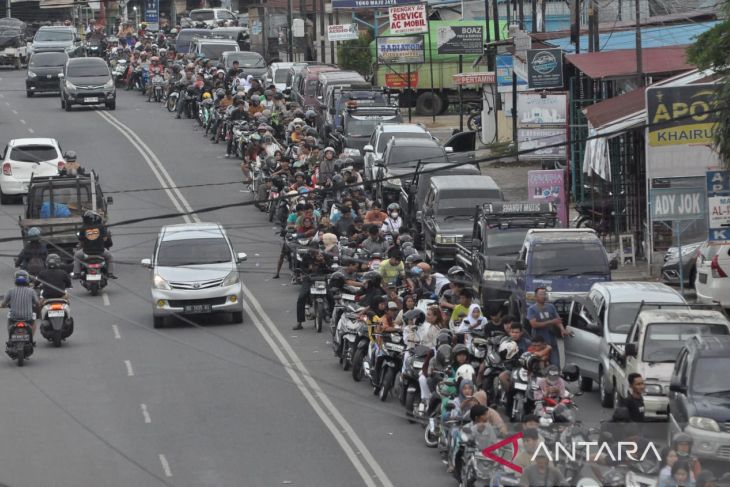 Kelangkaan BBM di Bengkulu