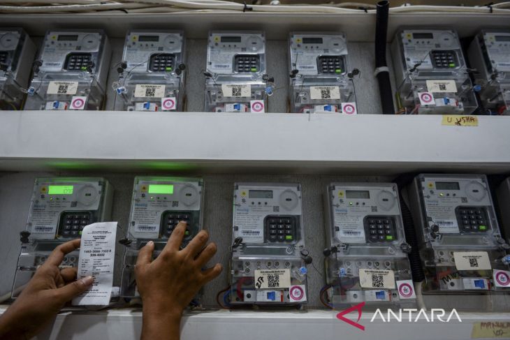 Pemerintah memberlakukan diskon tarif listrik 50 persen